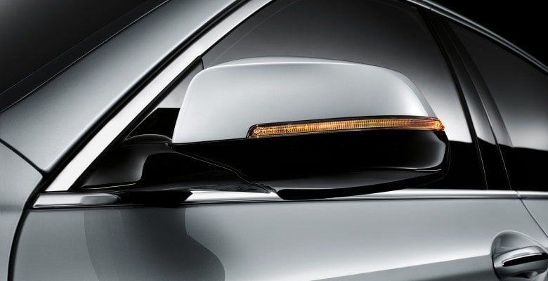 آینه بغل خودرو