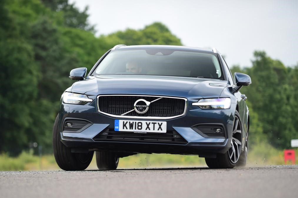 چراغ جلو خودرو