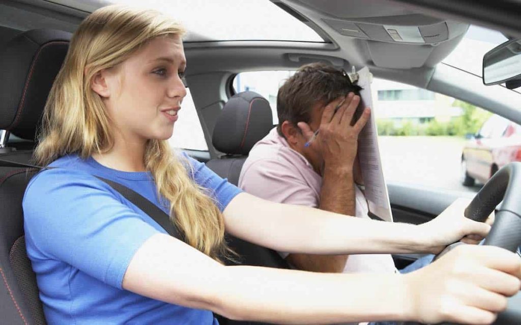 اشتباهات رانندگی