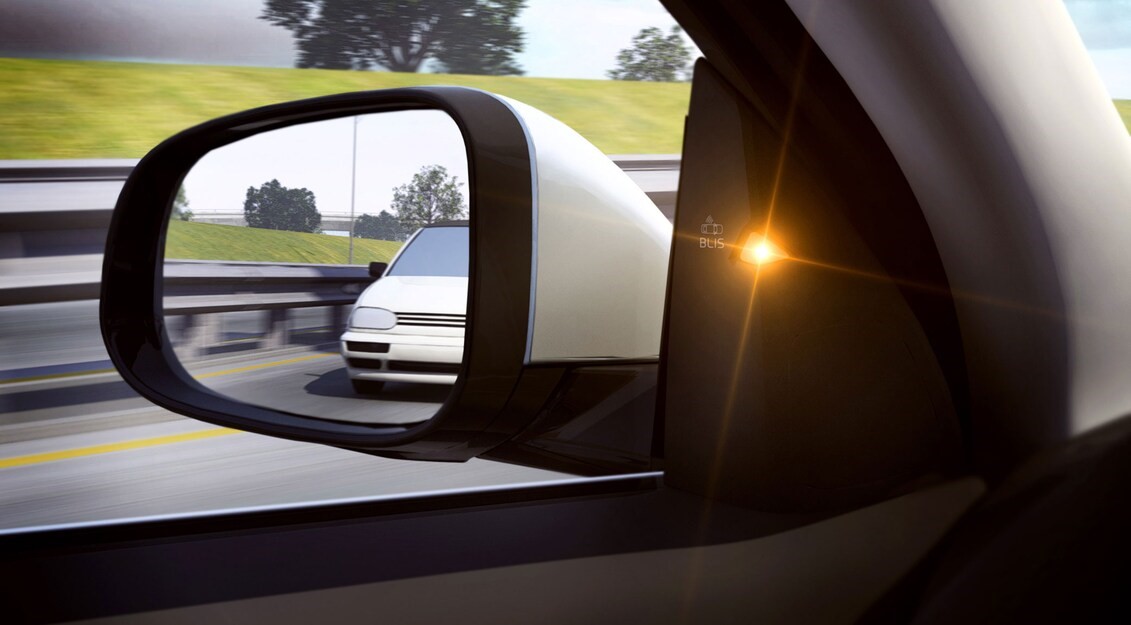 سیستم هشدار نقطه کور خودرو