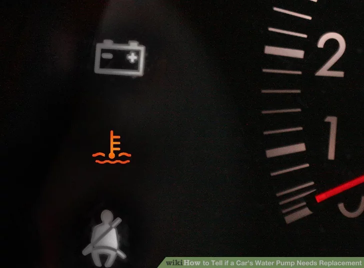 اگر چراغ هشدار دمای آب روشن شده است به آن توجه کنید.