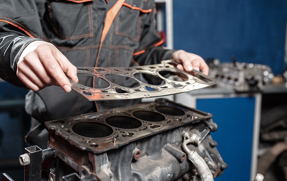 چه چیزی باعث شل شدن واشر سر سیلندر می شود؟