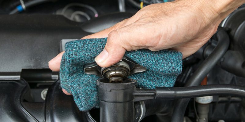 مخزن آب رادیاتور خودرو 